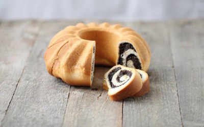 Poppy seed filling