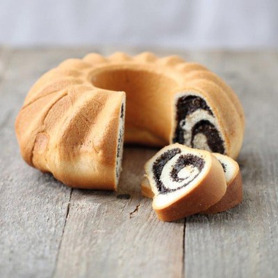 Poppy seed filling