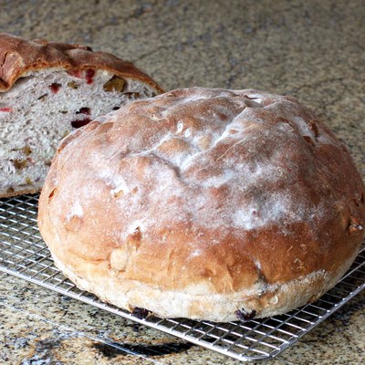 Fruit & nuts loaf