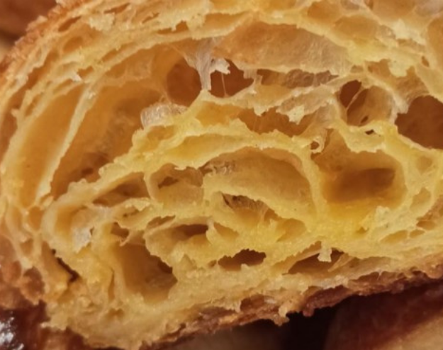 Butter croissant — English