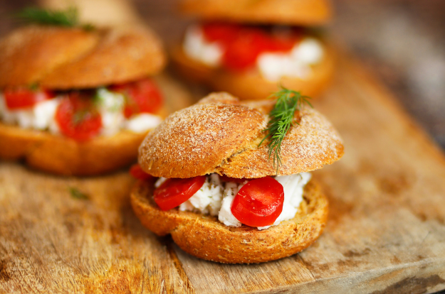 Barley rusks — English