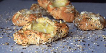 Multigrain Brioche mini bites