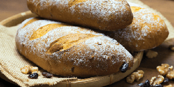 Multigrain Sweet Buns with Cranberries and White Chocolate
