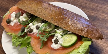 Sandwich roll