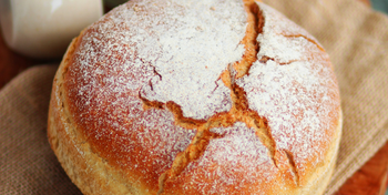 Bread with oat flour