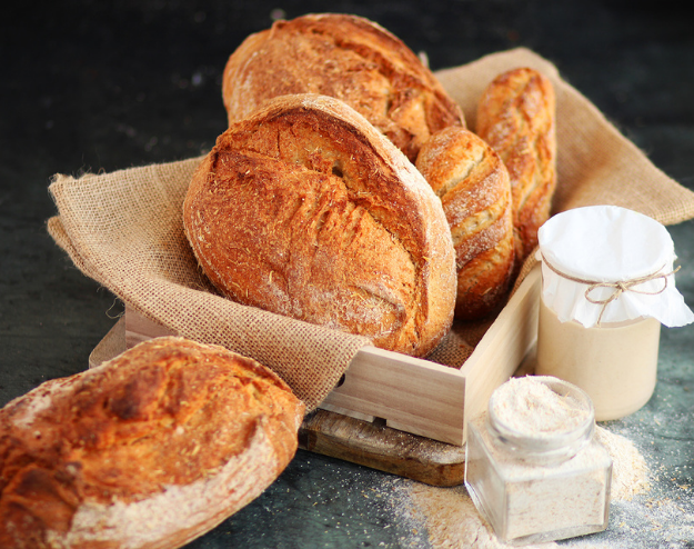 Bread with barley — English