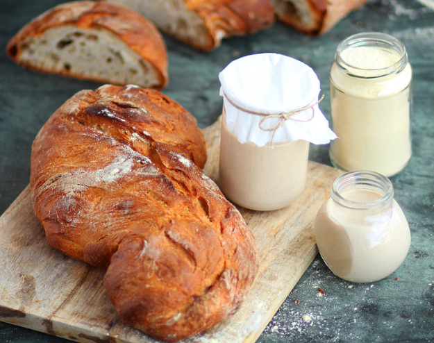 Bread with rustique characteristics — English