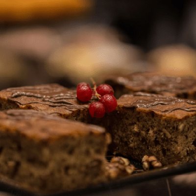 Walnut Traybake