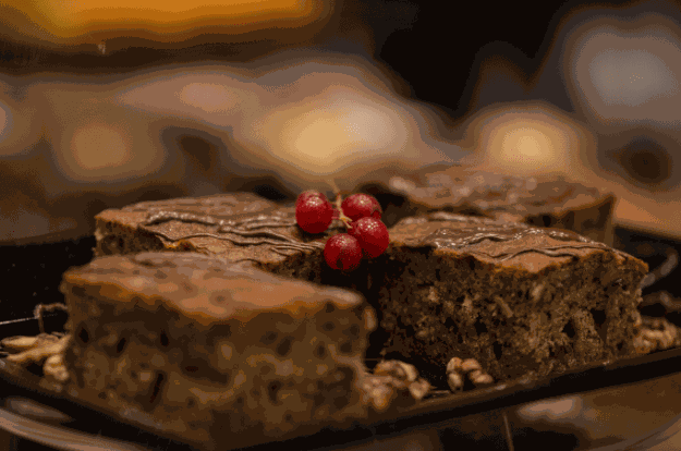 Walnut Traybake — English