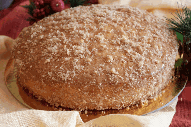 Traditional New Year’s Cake — English