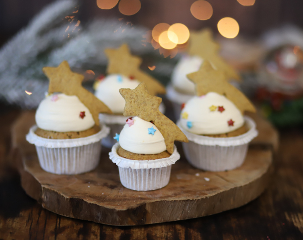 Cupcakes with apple & cinnamon — English