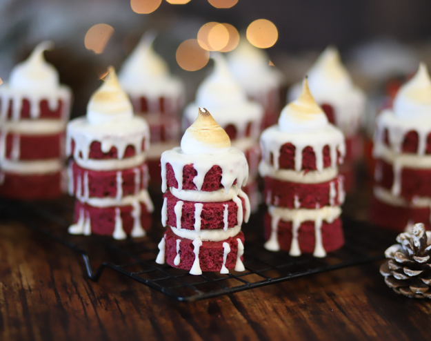 Christmas candles — English