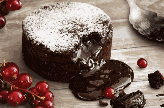 Chocolate soufflé — English