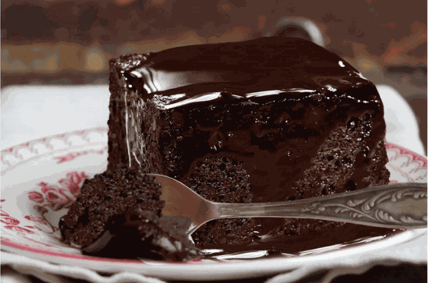 Chocolate Traybake — English