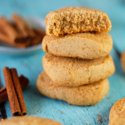 Vegan cinnamon biscuits