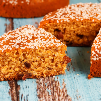 Vegan raisin cake