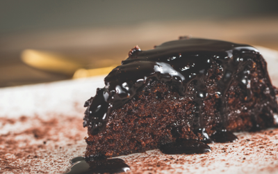 Cocoa pie with praline