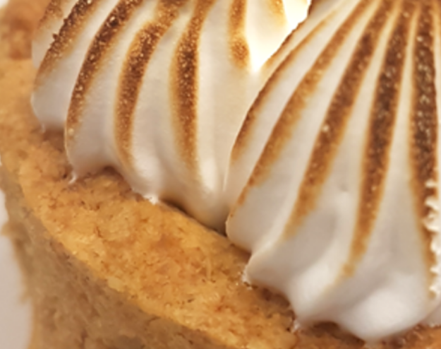 Lemon tart with cream cheese — English