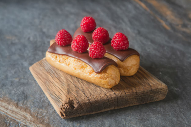 Choux & Eclair — English