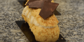Salty Caramel Éclair